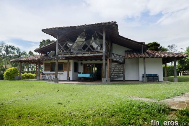 FINCA BELLAVIDA - Finca en Quimbaya, Quindío